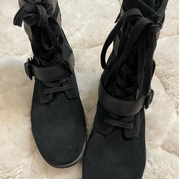 UGG boots - Picture 11 of 13